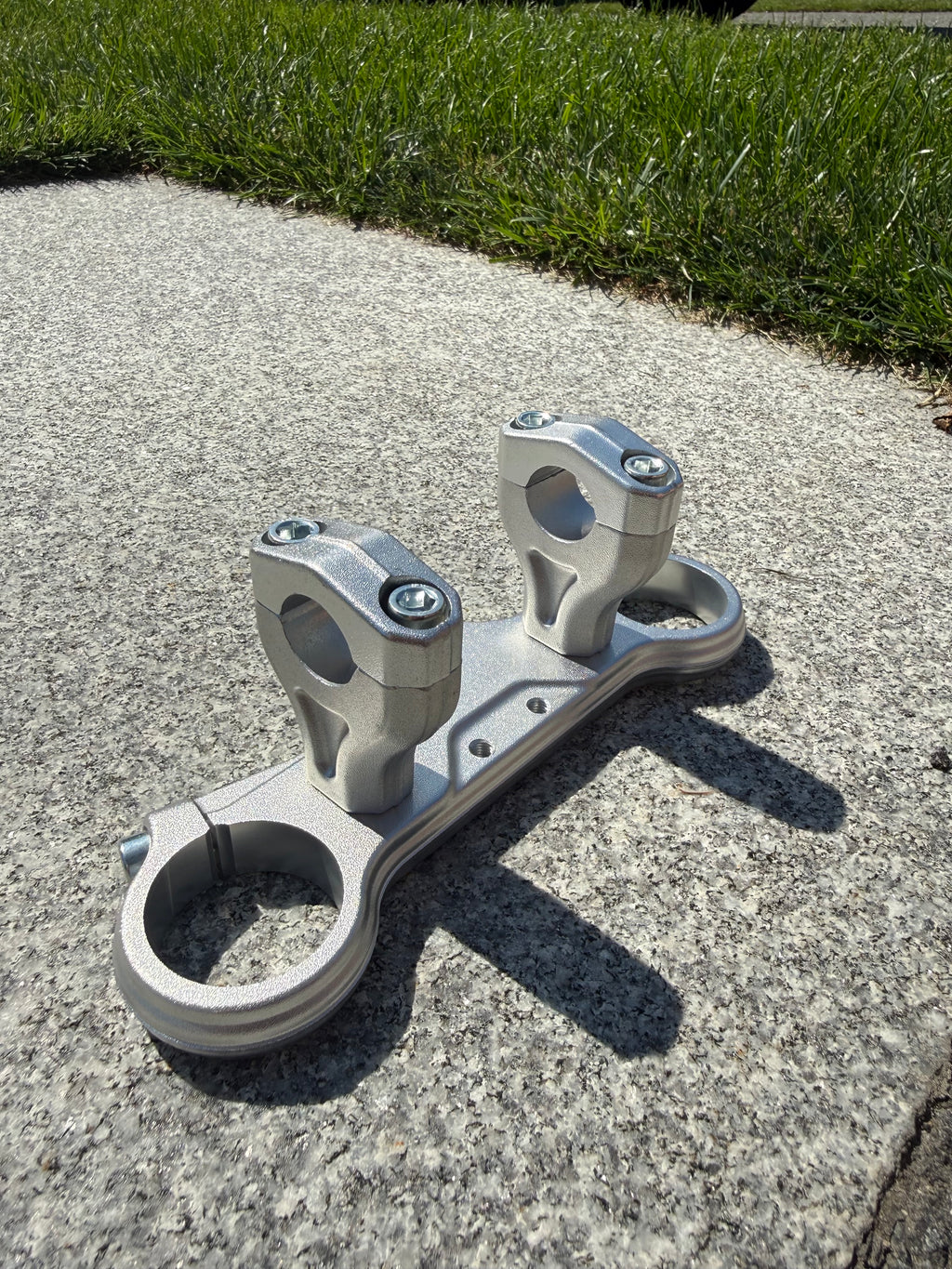 CNC Triple Clamps & Bar Mounts (Tuttio/Yozma)