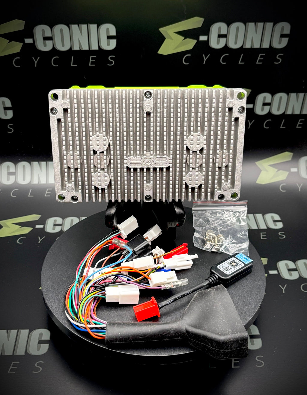 FarDriver Sinewave Controller:  ND72300b ENCODER w Bluetooth (Tuttio Soleil 01)
