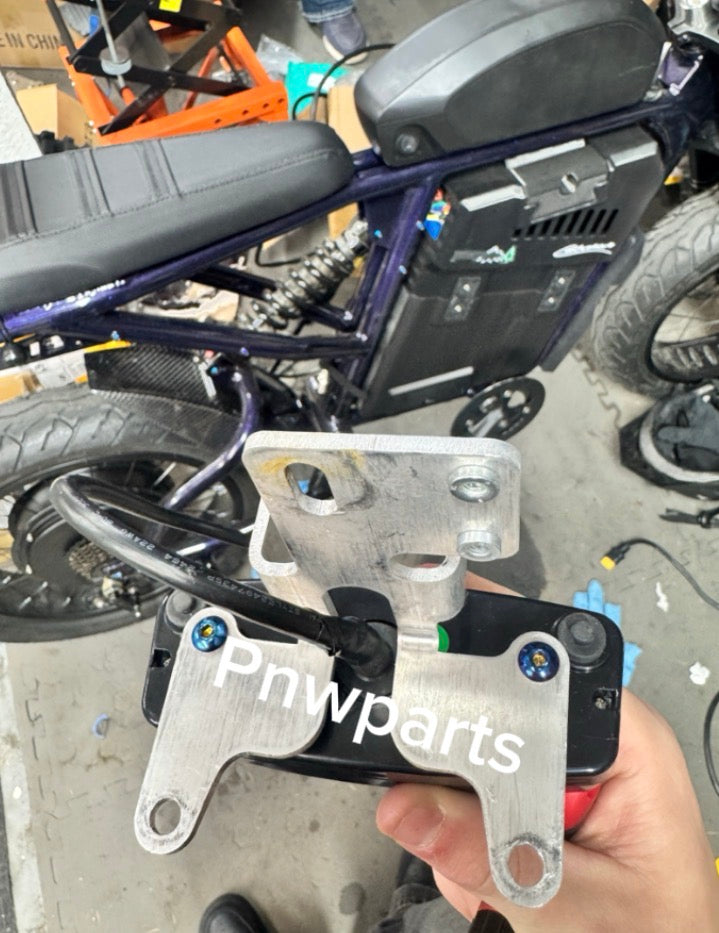 Etm under display bolts (2)