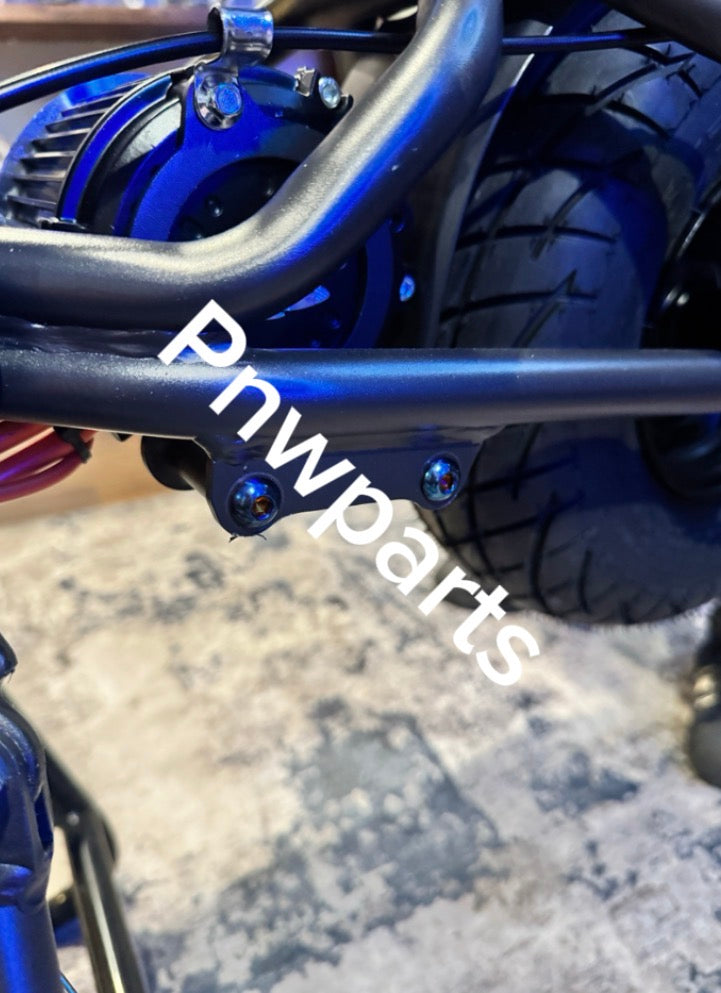 Rizzler Motor mount bolts (5)