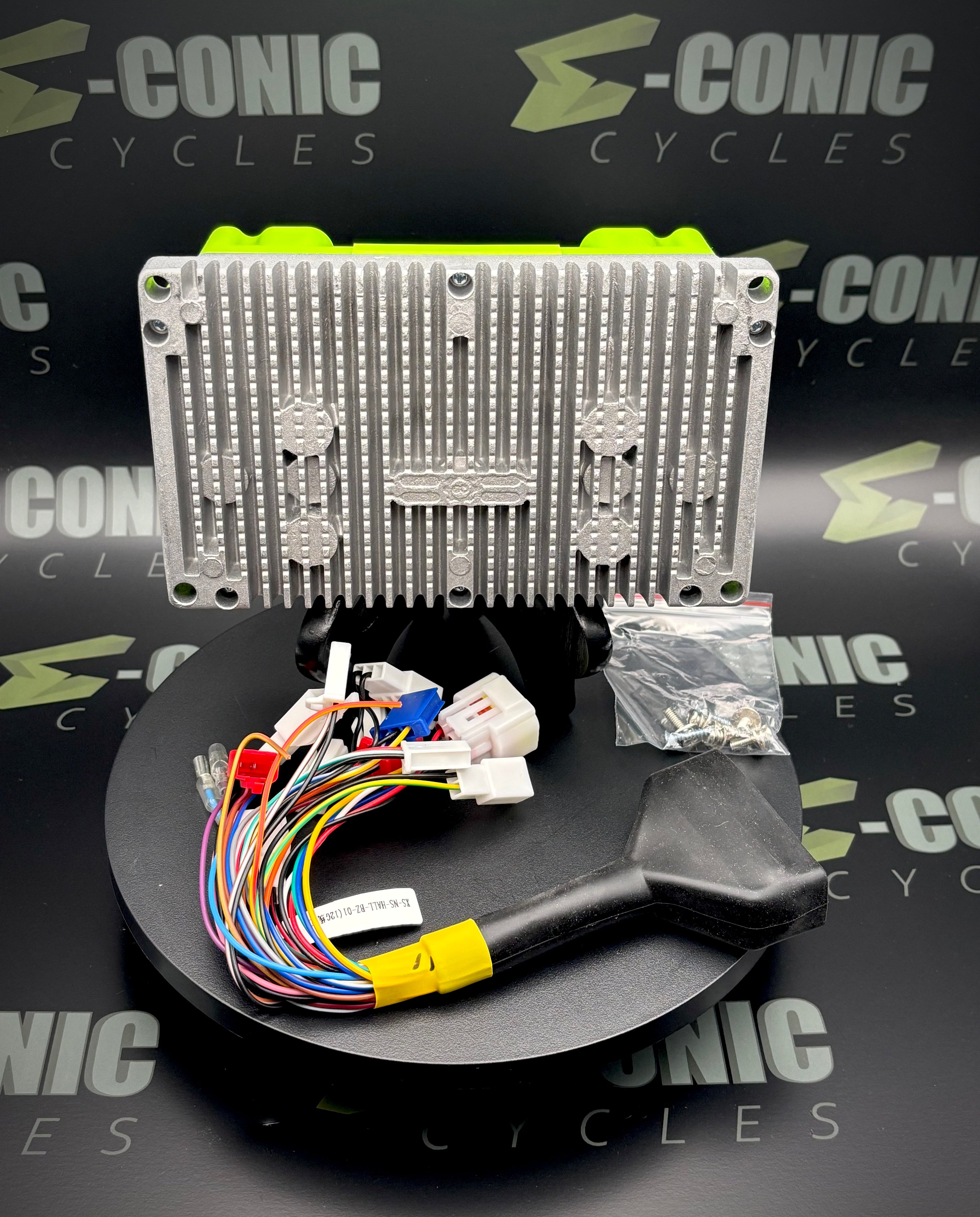 FarDriver Sinewave Controller:  ND72200 w BUILT IN Bluetooth