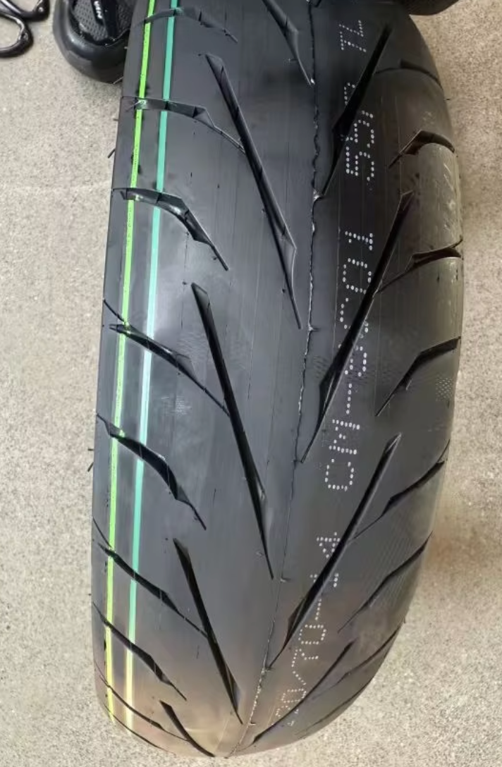Kenda Supermotos (14in)