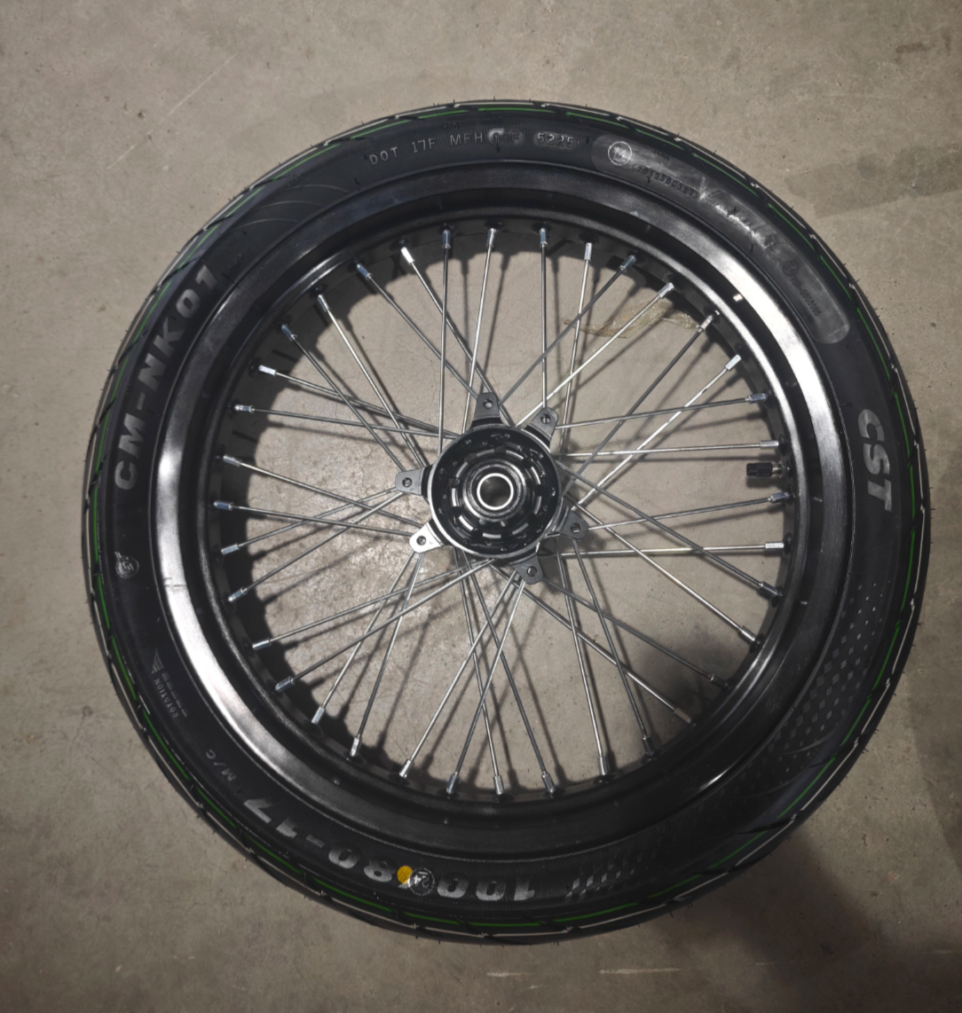 Ultra Bee Supermotos (17in)