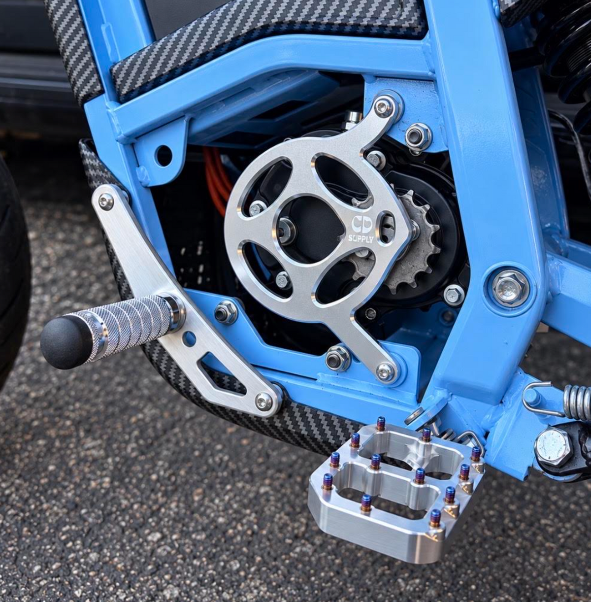 Yozma IN10 Chrome Motor Cover